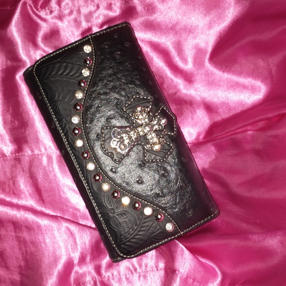 Ladies Wallet - Picture 2 of 11